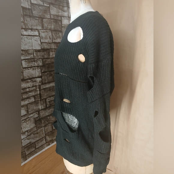 Hendi Black Distressed Women's Sweater - Picture 3 of 8